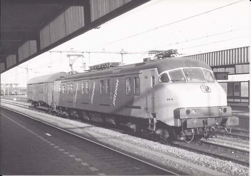 Bestand:Motorpost-Leiden-1980.png