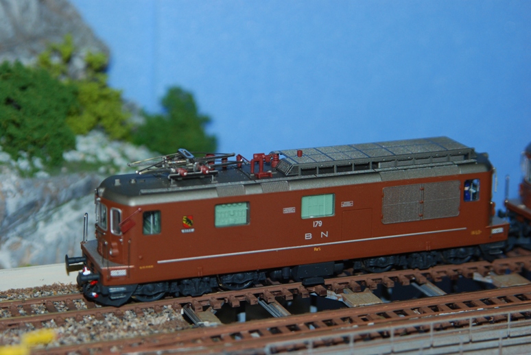 Bestand:Rivarossi HR2100 Re 4-4 BN 2 brunigbahn.jpg