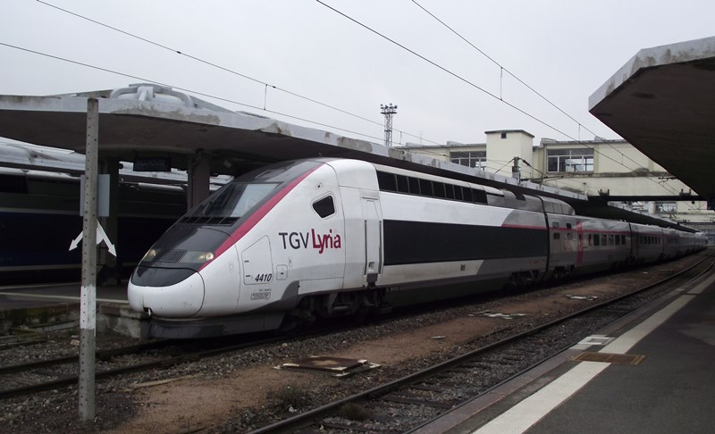 Bestand:Commons-Lyria TGV in white.jpg