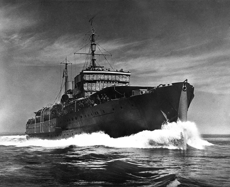 Bestand:HMCS Prince David 1942.jpg