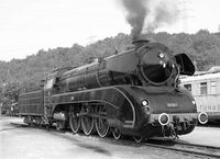 Commons-DB Class 10 (black and white).jpg