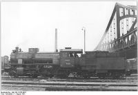 Commons-Bundesarchiv Bild 183-15765-0027, Dampflok 54 1554 (BR 54).jpg