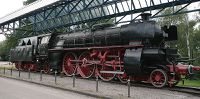 Commons-Schnellzuglokomotive 18323 Fachhochschule Offenburg.jpg