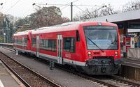 Commons-Stadler Regio-Shuttle als DB-Baureihe 650 in Radolfzell.jpg