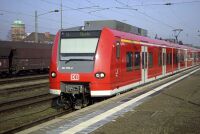 Commons-S-Bahn Hannover Type 424.jpg